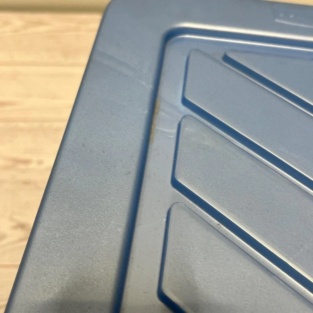 Rubbermaid Keepers Latch Box Blue Storage Container 3.7 Quart 9.5x7.5 in Clear
